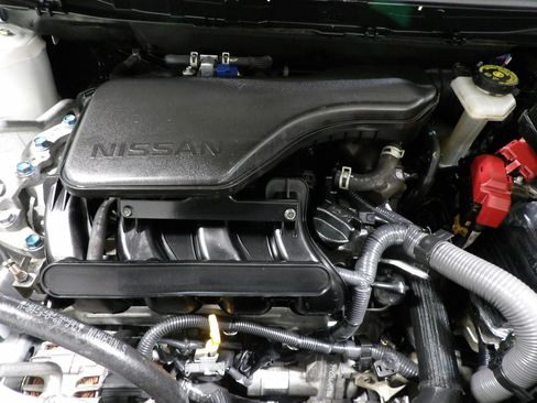 Used 2022 Nissan Rogue Sport S FWD image 19
