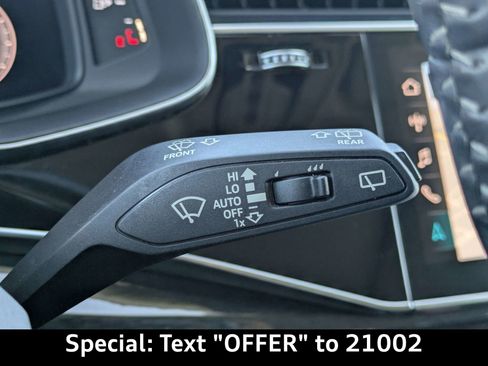 Used 2020 Audi Q8 Premium Plus image 34