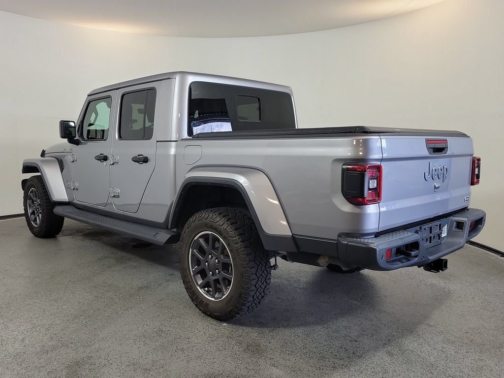 Used 2020 Jeep Gladiator Overland AWD/4WD image 5