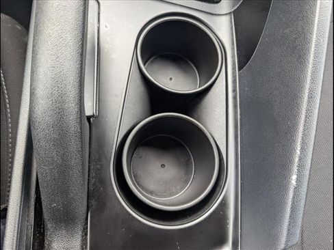 Used 2023 Hyundai Elantra SE image 23