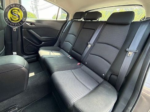 Used 2016 MAZDA MAZDA3 i Touring FWD image 14