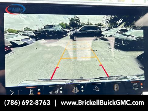 New 2025 GMC Sierra 1500 SLT w/ SLT Convenience Package image 27