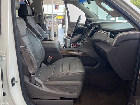 Used 2015 GMC Yukon XL Denali w/ Touring Package RWD image 28