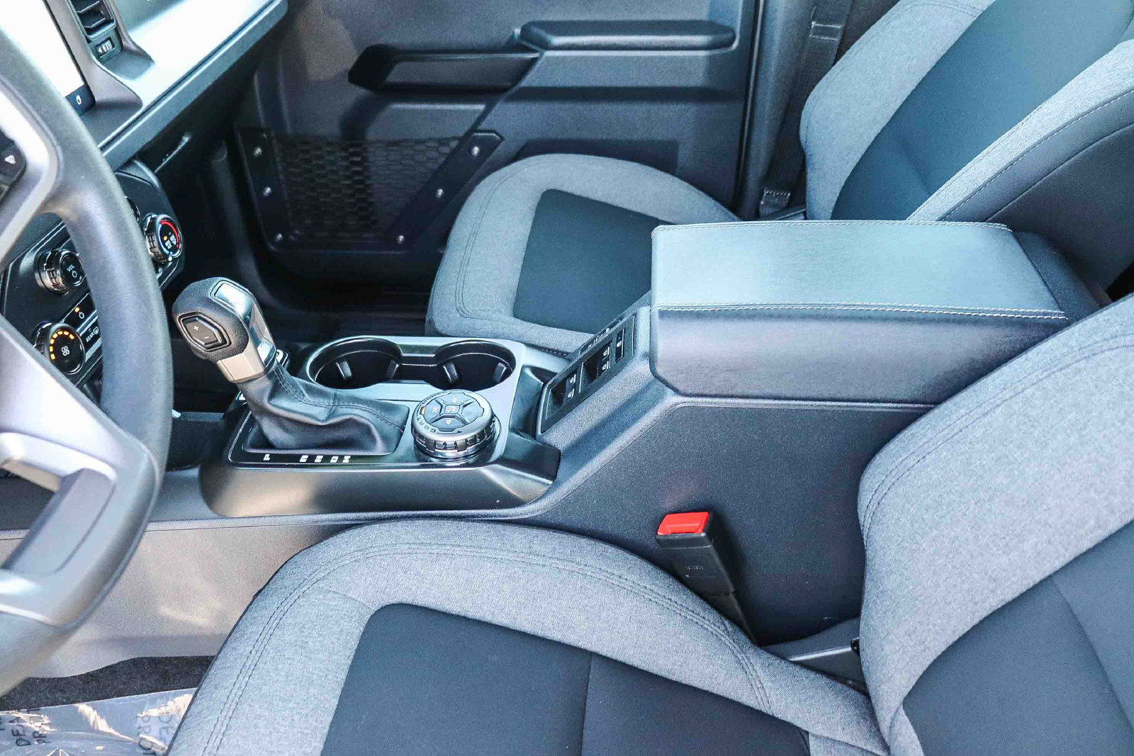 Used 2025 Ford Bronco 4-Door AWD/4WD image 22