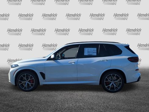 Used 2026 BMW X5 xDrive50e AWD/4WD image 7