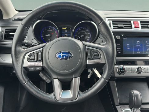 Used 2017 Subaru Outback 2.5i Premium AWD/4WD image 23