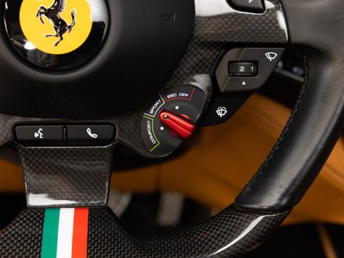 Used 2019 Ferrari Portofino RWD image 83