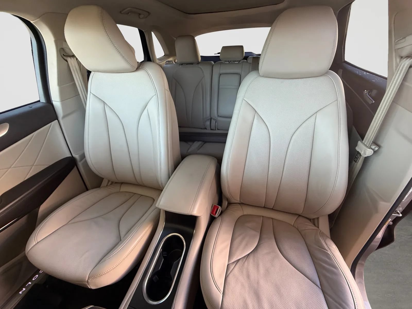 Used 2019 Lincoln MKC Reserve AWD/4WD image 13