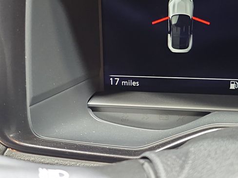 New 2025 Nissan Z Performance w/ Floor Mat Package image 11