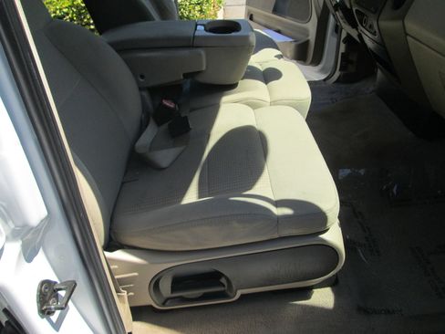 Used 2007 Ford F150 XLT AWD/4WD image 9