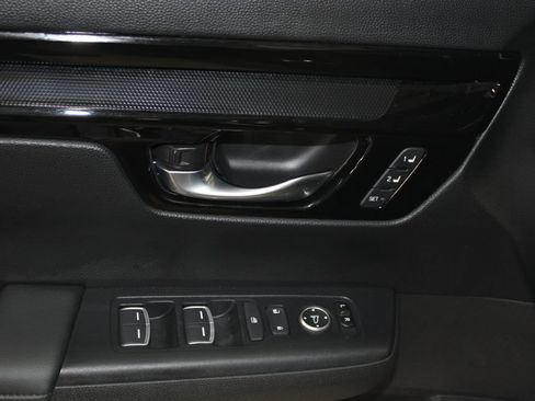 Used 2024 Honda CR-V EX-L image 6