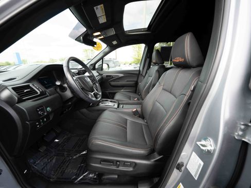 Certified 2023 Honda Passport TrailSport image 9