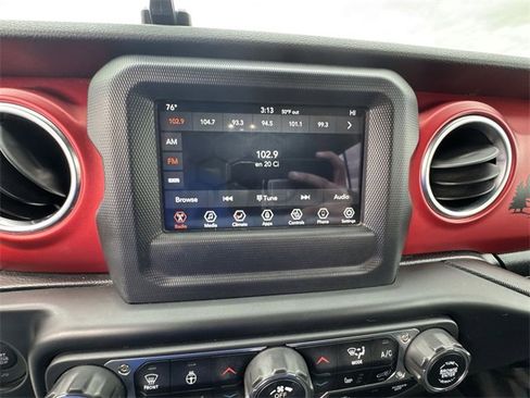 Used 2020 Jeep Gladiator Rubicon w/ Cold Weather Group image 14