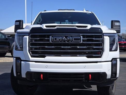 Used 2024 GMC Sierra 2500 AT4 w/ Technology Package AWD/4WD image 21