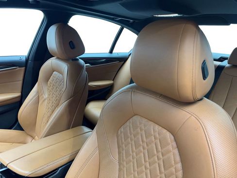 Used 2022 BMW 530i xDrive w/ Convenience Package image 27