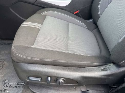 Used 2024 Chevrolet Blazer LT w/ Convenience Package FWD image 25
