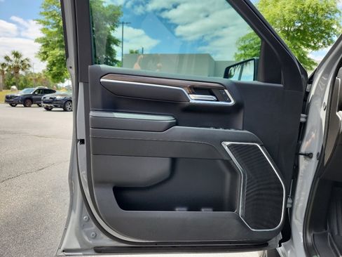 Used 2024 Chevrolet Silverado 1500 RST RWD image 8