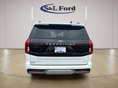 Certified 2025 Ford Expedition Max Platinum w/ Driver's Package AWD/4WD image 6