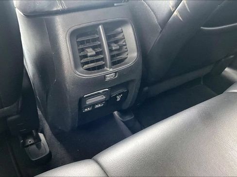 Used 2020 Jeep Cherokee Limited AWD/4WD image 10