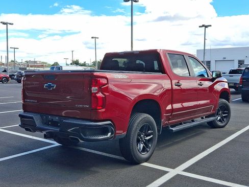 Used 2021 Chevrolet Silverado 1500 Custom Trail Boss w/ Safety Confidence Package AWD/4WD image 4