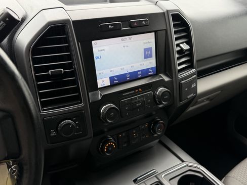 Used 2019 Ford F150 XLT w/ Equipment Group 302A Luxury AWD/4WD image 19