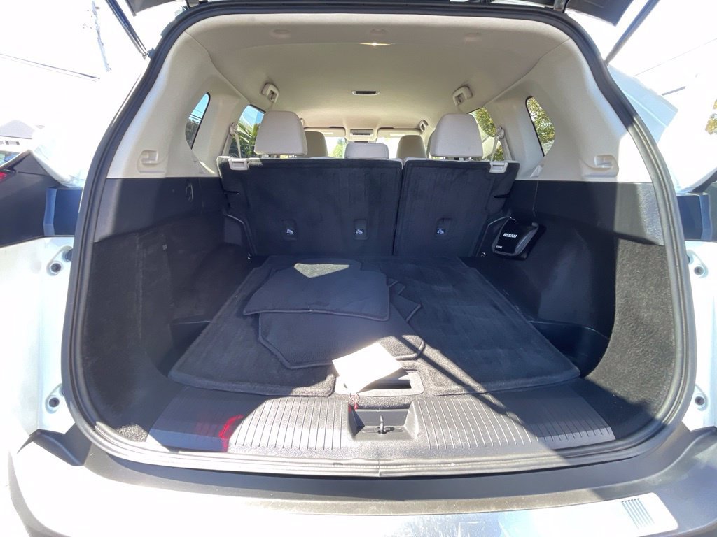 Certified 2021 Nissan Rogue SV AWD/4WD image 23
