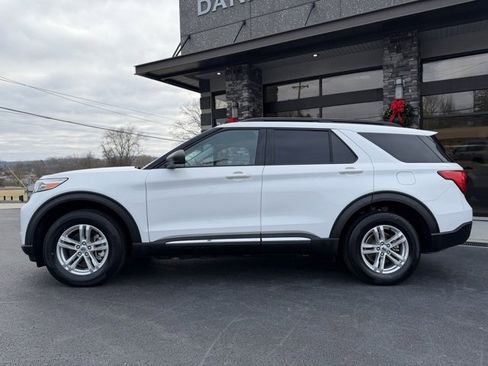 Used 2021 Ford Explorer XLT image 5