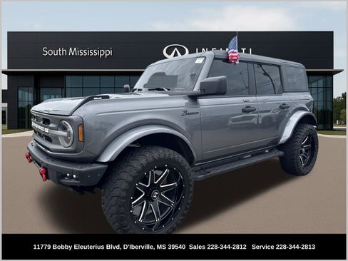 Used 2023 Ford Bronco Big Bend w/ Sasquatch Package AWD/4WD image 1