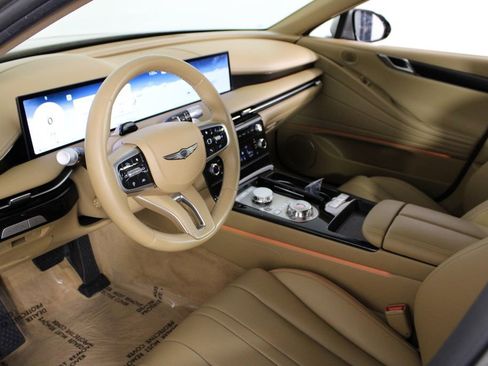 Used 2025 Genesis G80 2.5T image 16