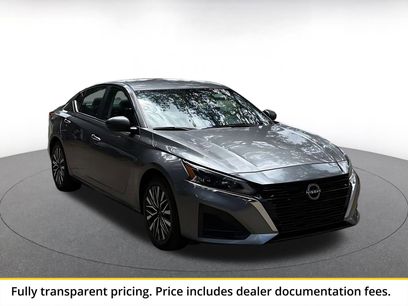 Used 2024 Nissan Altima 2.5 SV