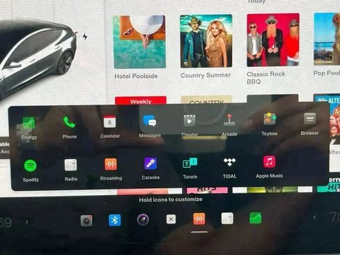 Used 2023 Tesla Model 3 Standard Range image 17