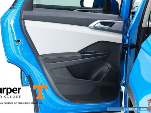 Used 2025 Volkswagen Taos SEL image 55