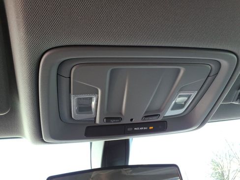 Used 2019 Chevrolet Silverado 1500 Custom Trail Boss w/ Custom Convenience Package image 31