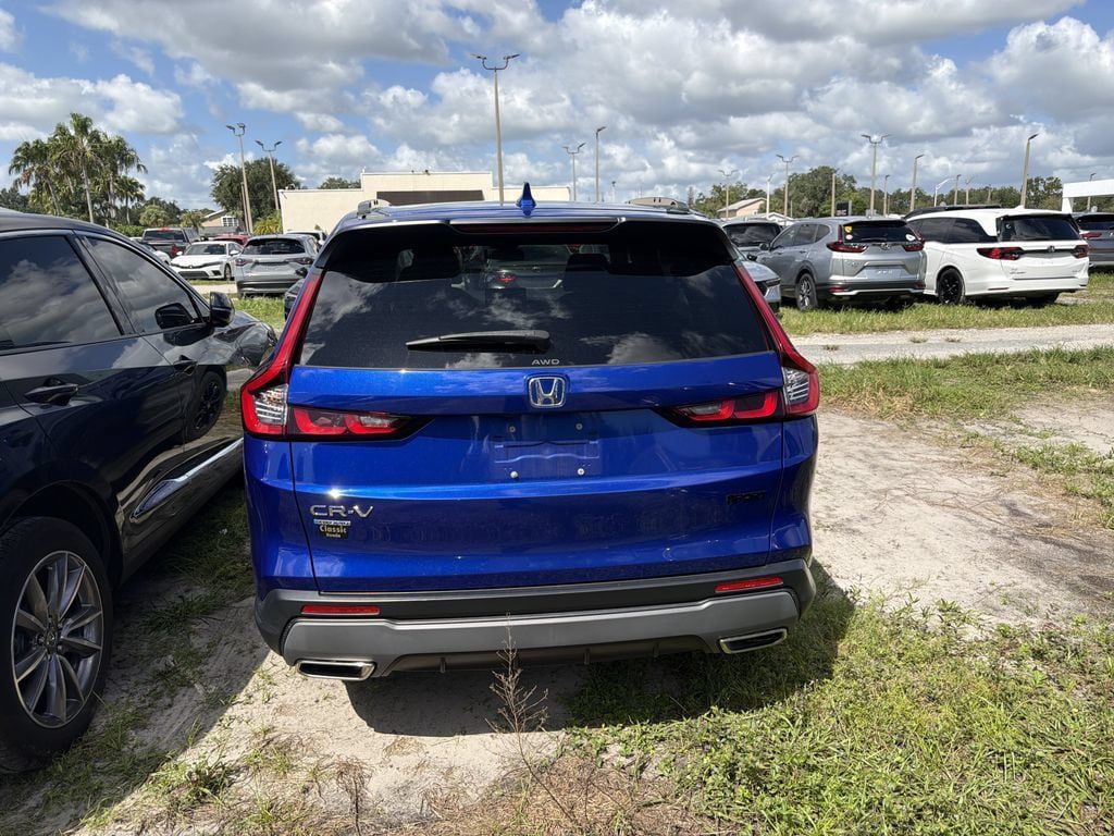 Used 2024 Honda CR-V Sport image 8