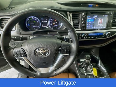 Used 2018 Toyota Highlander Limited image 13