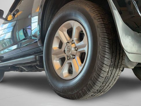 Used 2019 Toyota 4Runner SR5 AWD/4WD image 48