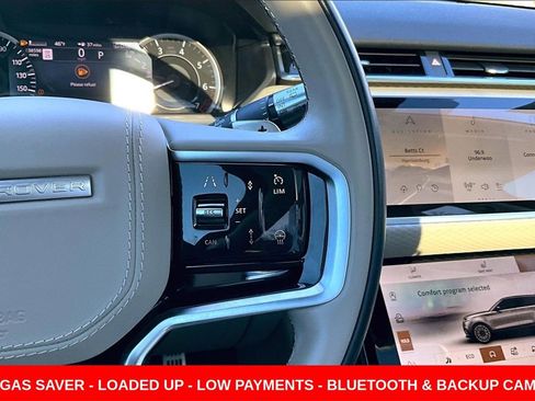 Used 2023 Land Rover Range Rover Velar R-Dynamic S image 11