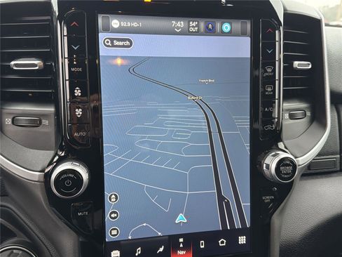 Used 2024 RAM 2500 Big Horn w/ Night Edition image 31