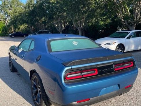 Used 2023 Dodge Challenger R/T w/ Blacktop Package RWD image 2