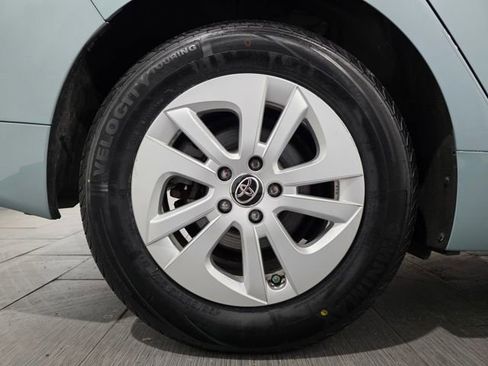 Used 2016 Toyota Prius Two image 24