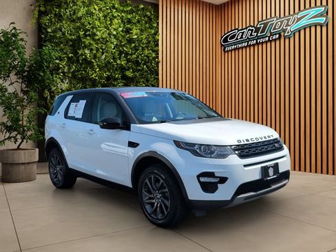 Used 2018 Land Rover Discovery Sport HSE AWD/4WD image 1