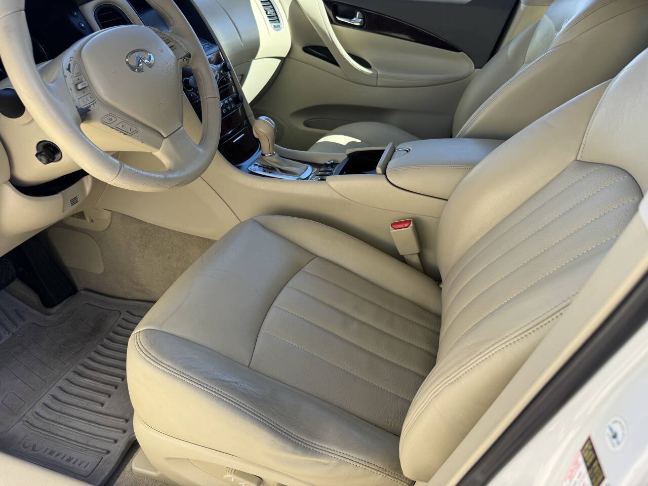 Used 2010 INFINITI EX35 Journey AWD/4WD image 19