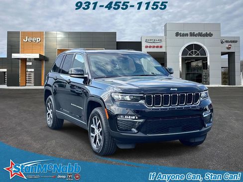 Certified 2025 Jeep Grand Cherokee Limited AWD/4WD image 1