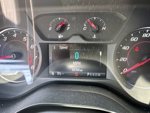 Used 2018 Chevrolet Camaro LT RWD image 7