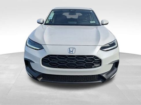 New 2026 Honda HR-V LX image 4