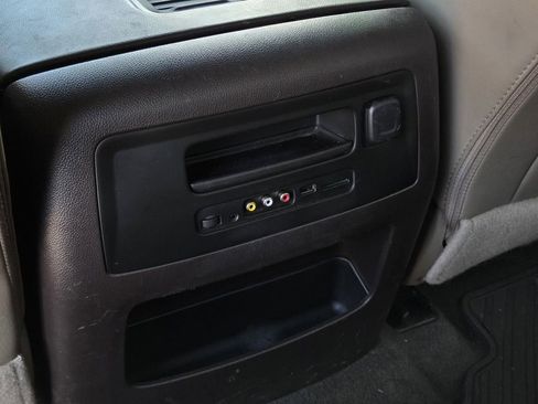 Used 2016 GMC Sierra 2500 Denali w/ Duramax Plus Package image 14