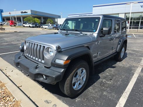 Used 2021 Jeep Wrangler Unlimited Sport AWD/4WD image 2