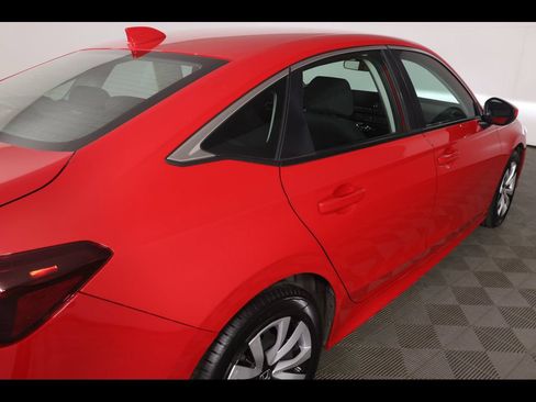 Used 2025 Honda Civic LX image 17