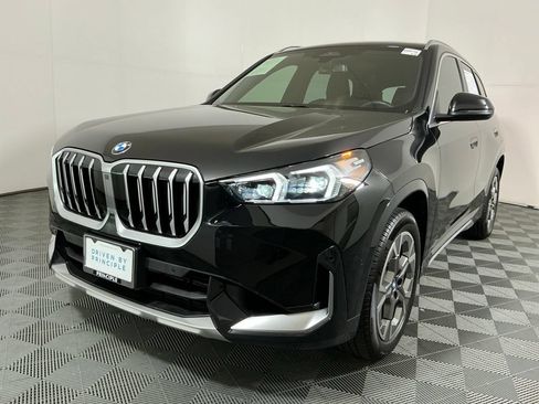 Certified 2025 BMW X1 xDrive28i w/ Convenience Package AWD/4WD image 2
