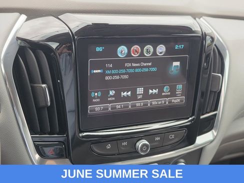 Used 2018 Chevrolet Traverse LT FWD image 20